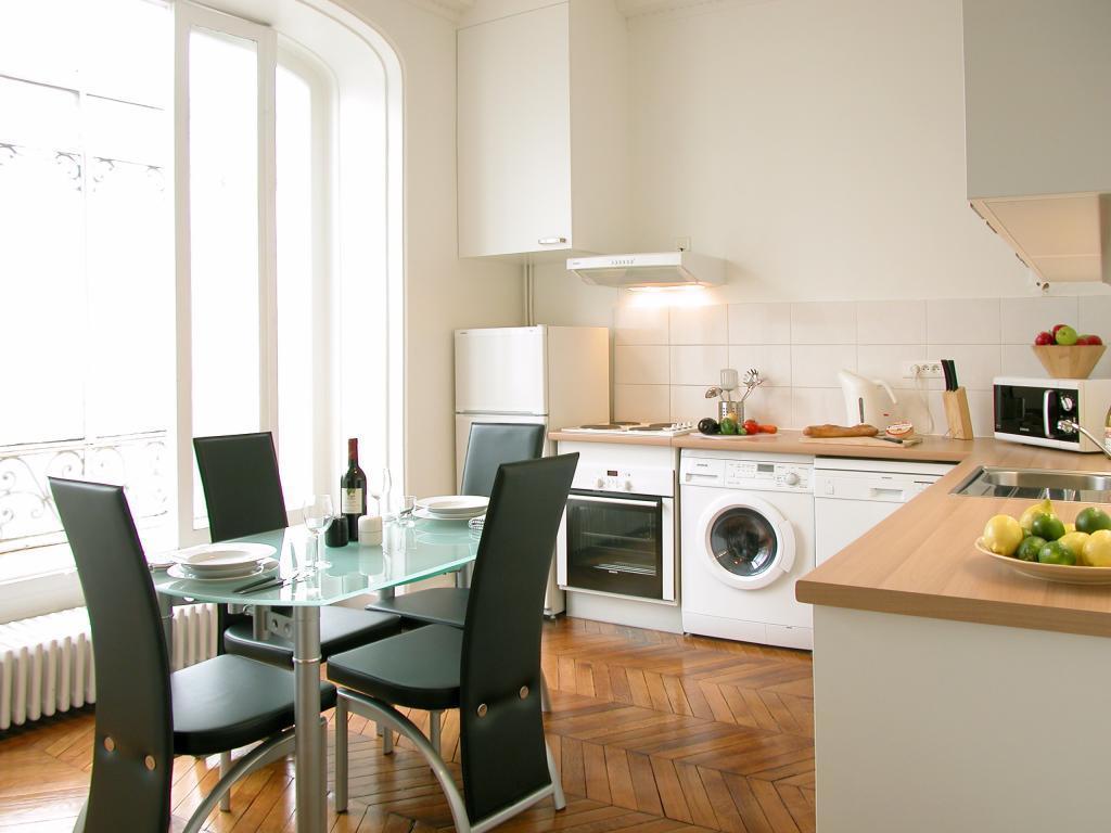 Bridgestreet Opera Montmartre 4*