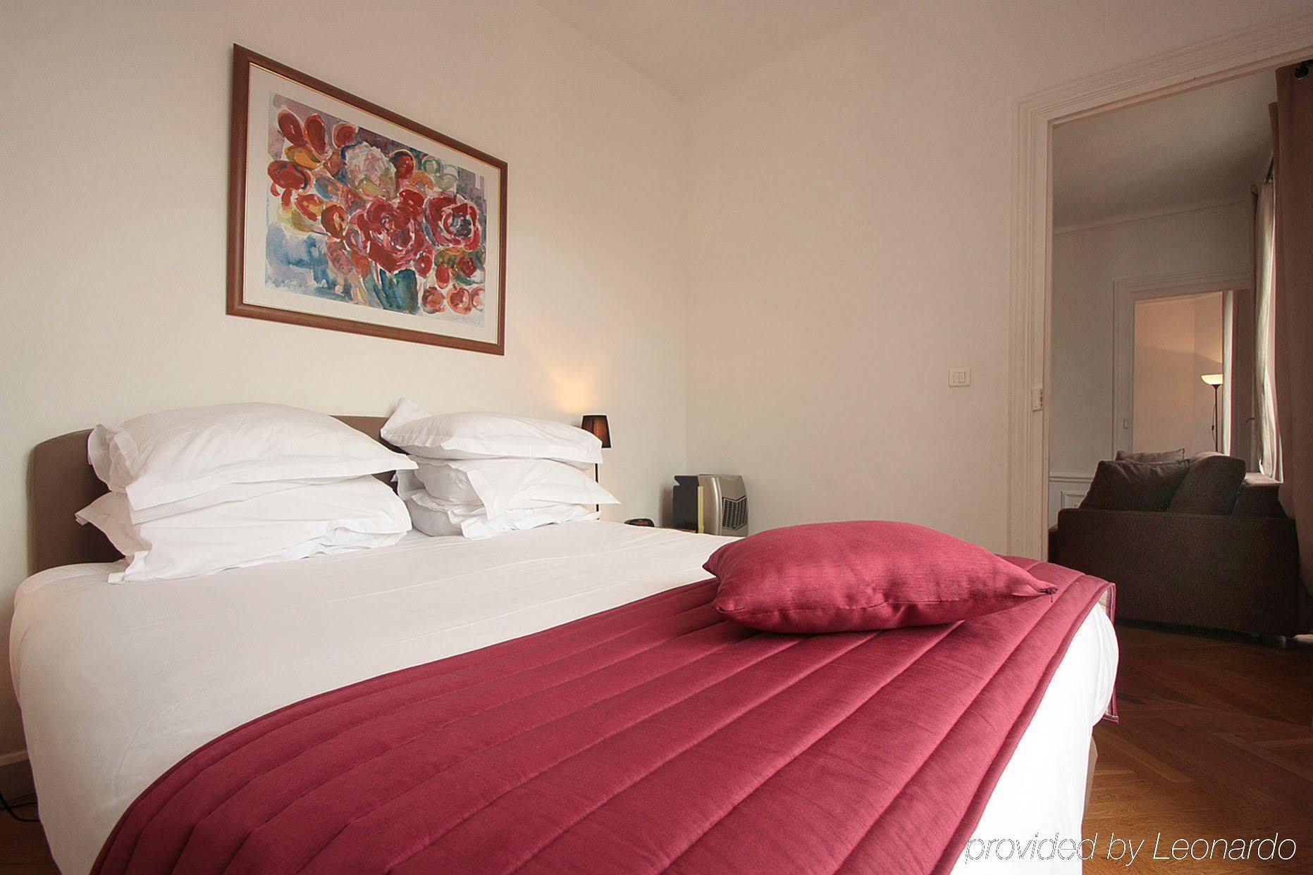 Bridgestreet Opera Montmartre Hotel 4*