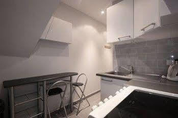 Hotel Bridgestreet Opera Montmartre 4*