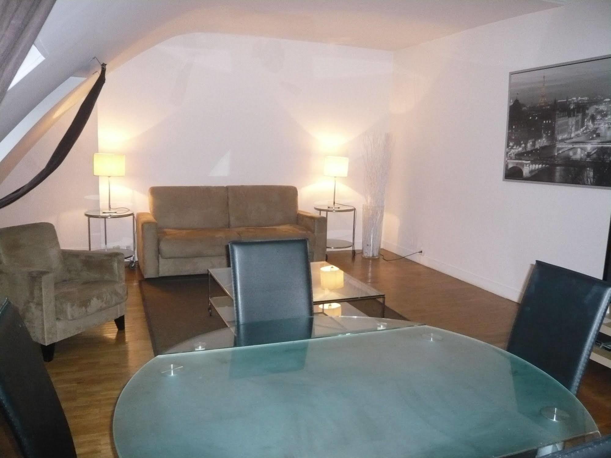 Hotel Bridgestreet Opera Montmartre Paris